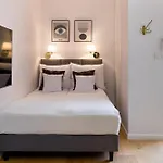 Discover Krakow Apartments - Lubomirskiego St - Classic & Modern - Near Main Station, Netflix And Ac